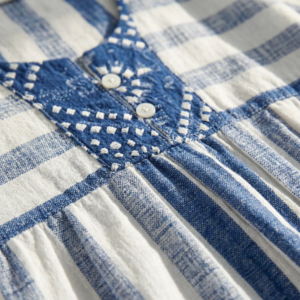 Luźna Sukienka W Paski Z Kieszeniami