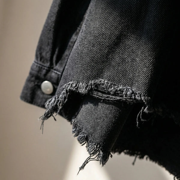 Luźna Kurtka Jeansowa Z Surowymi Krawędziami